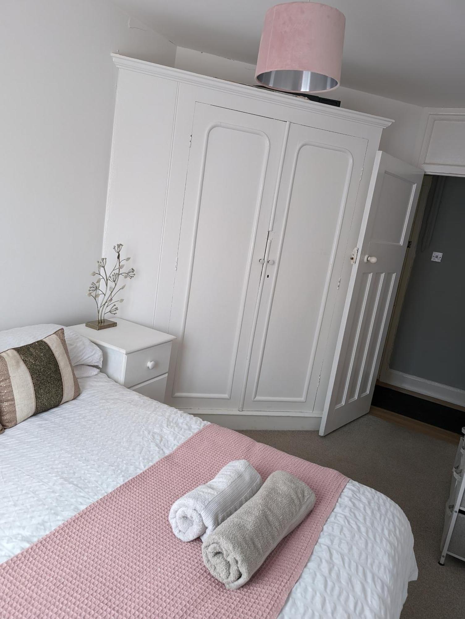 Twenty Four Apartman Hythe  Kültér fotó